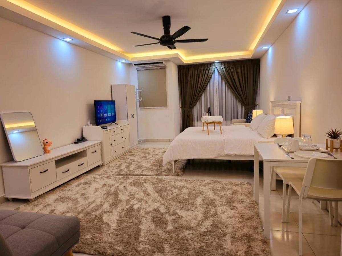1 Dream Home @ Tiara Imperio Studio 外国4星级酒店风格与浪漫环境 Банги Экстерьер фото