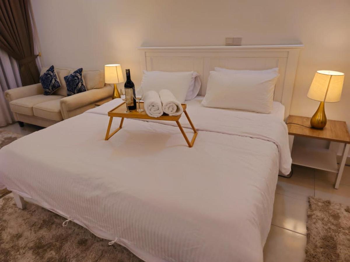 1 Dream Home @ Tiara Imperio Studio 外国4星级酒店风格与浪漫环境 Банги Экстерьер фото